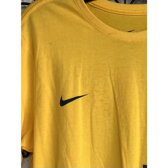 Nike Neymar Jr Brazil CBF Football Hero T-shirt - Medium - Yellow - Picture 8 of 8